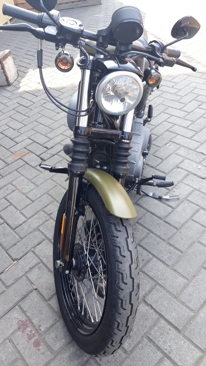 Bea Cukai lelang Harley-Davidson