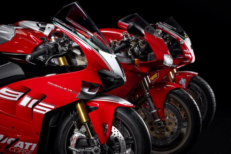 Ducati Panigale V4 SP2 edisi ulang tahun ke-30