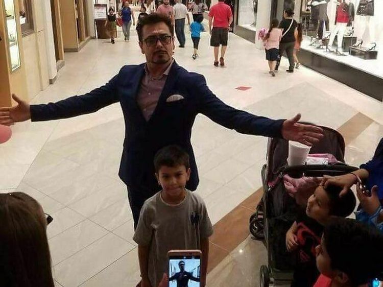 Kocak Bikin Ngakak, Deretan Orang Diajak Foto Gegara Mirip Artis