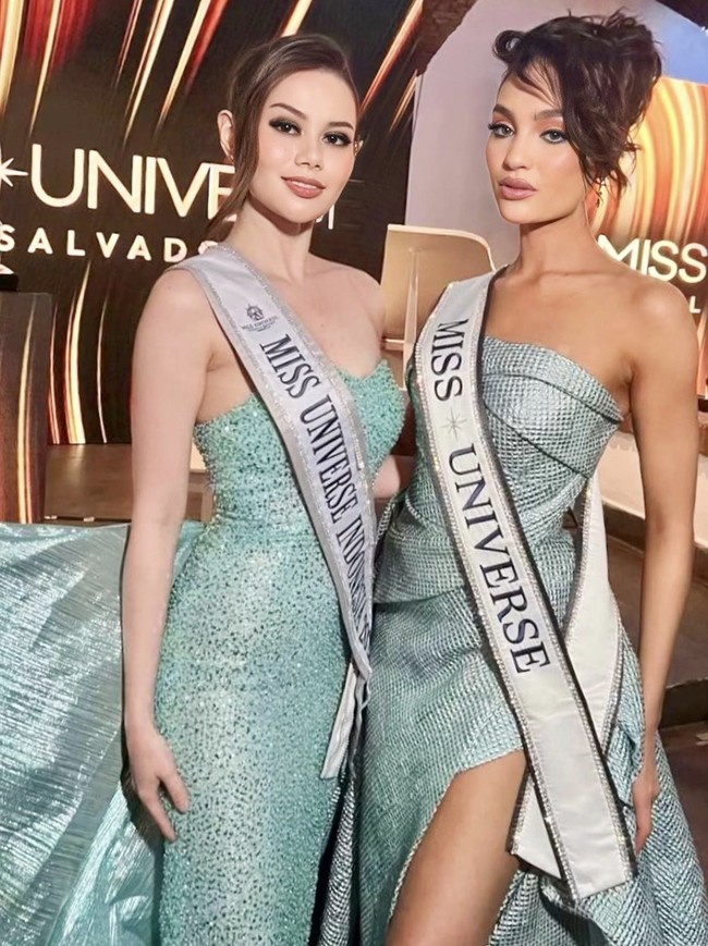 Fabienne sempat memakai gaun yang warnanya hampir mirip dengan milik Miss Universe 2022 RBonney Gabriel.  (Foto: Instagram/@fabienne_fng)
