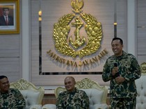 Kala Prajurit Marinir Diganjar MURI