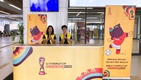 Untuk melayani penumpang, tersedia booth dan petugas khusus di Stasiun Halim dan Tegalluar yang akan memberikan informasi terkait penyelenggaraan dari gelaran Laga Bola Dunia ini.  