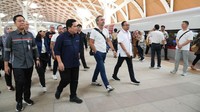 Stadion Si Jalak Harupat di Bandung menjadi salah satu venue Piala Dunia U-17. PT Kereta Cepat Indonesia-China (KCIC) selaku operator Kereta Cepat Jakarta-Bandung Whoosh berkomitmen untuk mendukung pelaksanaan Piala Dunia U-17. Dukungan yang diberikan di antaranya adalah menyiapkan sejumlah perjalanan tambahan khususnya pada saat weekend menjadi 36 perjalanan. Dengan jadwal yang semakin beragam maka masyarakat bisa memilih waktu perjalanan sesuai dengan waktu pertandingan yang dilaksanakan.