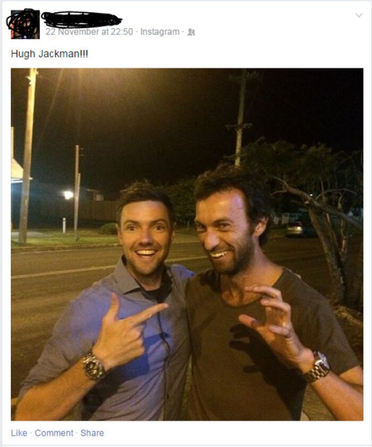 Sudah bangga pamer foto bareng artis eh ternyata KW supernya. Ini dia deretan momen kocak yang dibagikan netizen dengan kembaran artis.