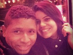 Momen Kocak Foto Bareng, Dikira Artis Ternyata KW Super