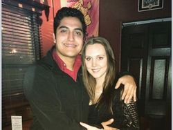 Momen Kocak Foto Bareng, Dikira Artis Ternyata KW Super