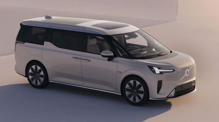MPV listrik Volvo EM90