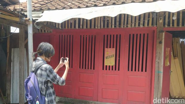 Pasar Kayu di Muntilan lokasi syuting Gadis Kretek
