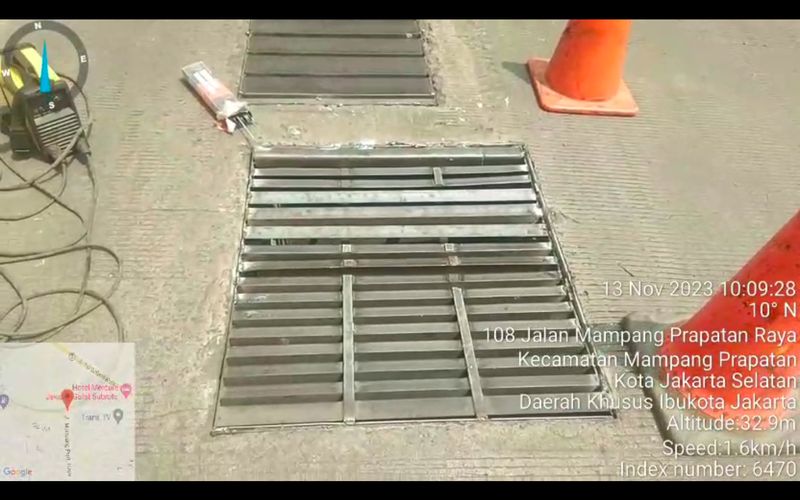 Perbaikan tutup got di Underpass Mampang Prapatan, 13 November 2023. (Dok Dinas Bina Marga DKI)