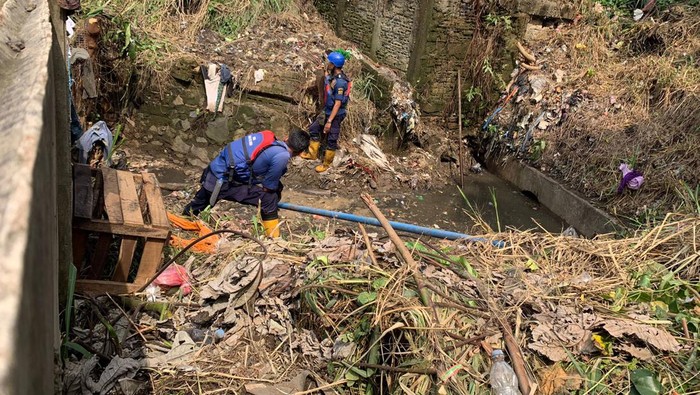 Pria di Bogor Hilang Terbawa Arus (Muchamad Sholihin-detikcom)