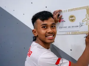 Berangkat ke Prancis, Mahasiswa UM Surabaya Wakili Indonesia di Olimpiade Paris 2024