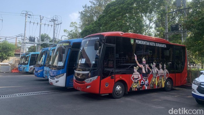 Shuttle bus khusus Piala Dunia U-17 yang disiapkan Dishub Solo.