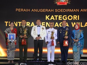 Kejutan dari Istri Penerima Soedirman Awards 2023 Tentara Penjaga Wilayah NKRI