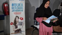 Digitalisasi dengan penggunaan BRImo membantu masyarakat untuk melakukan transaksi kapan saja dan di mana saja dengan mudah.