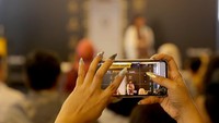 Lagu “Naik-naik ke Puncak Gunung” ciptaan Ibu Saridjah Niung atau yang lebih dikenal dengan nama Ibu Soed akan mewarnai soundtrack dari iklan M2U Maybank Indonesia 2023. 