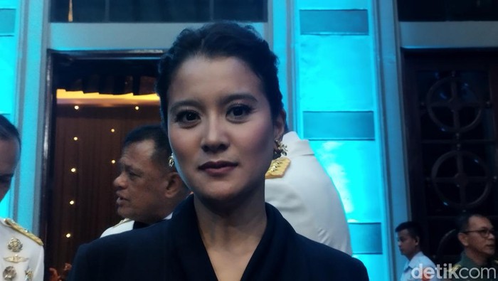 Aktris Marcella Zalianty mengapresiasi Soedirman Awards. Menurutnya, Soedirman Awards adalah bentuk perhatian pimpinan TNI yang luar biasa untuk para prajurit. (Audrey Santoso/detikcom)