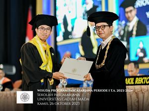 Cerita Andi Alfian, Lulus S2 UGM dengan IPK 4,00-Beri Sambutan Saat Wisuda