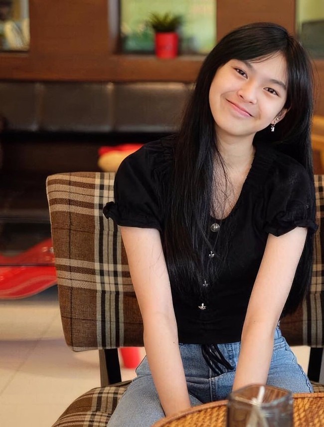 Inilah foto Chiquita dengan rambut alami berwarna hitam, sebelum dikenalkan kepada publik sebagai trainee YG Entertainment. Foto: dok. YG Entertainment