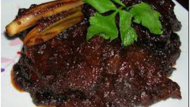 Daging masak itam Jambi.
