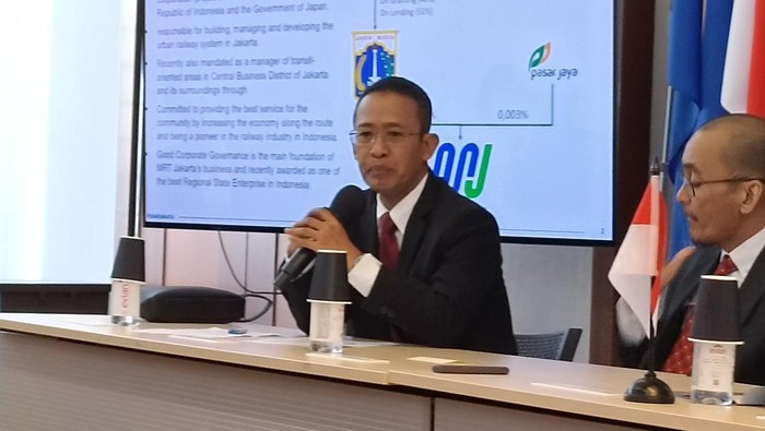 Direktur Utama MRT Jakarta Tuhiyat