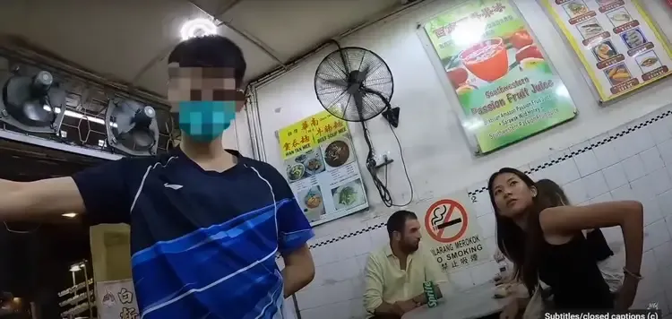 Diusir pelayan restoran gegara gak pesan minum