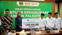 Bantuan tersebut diserahkan langsung oleh Vice President General Secretary Danone Indonesia Vera Galuh Sugijanto kepada Direktur Eksekutif NU Care-Lazisnu PBNU Qohari Cholil di Gedung PBNU, Jalan Kramat Raya 164, Jakarta Pusat. Danone Indonesia mempercayakan Lazisnu yang dengan amanah menyalurkan bantuan sebesar Rp 1 Miliar untuk warga Palestina. Pihaknya memastikan bantuan kemanusiaan tersebut akan sampai kepada masyarakat di Palestina.