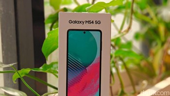 Inilah Galaxy M54 menjadi penerus M53 yang dirilis tahun lalu. Foto: Adi Fida Rahman/detikINET