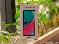 Unboxing Samsung Galaxy M54, HP Rp 6 Jutaan Baterai dan Kamera Besar