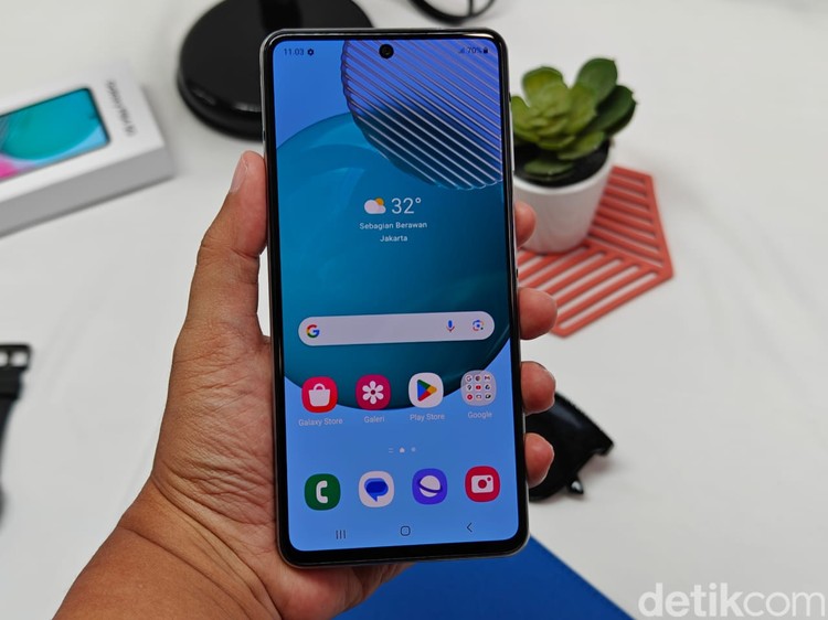 Galaxy M54