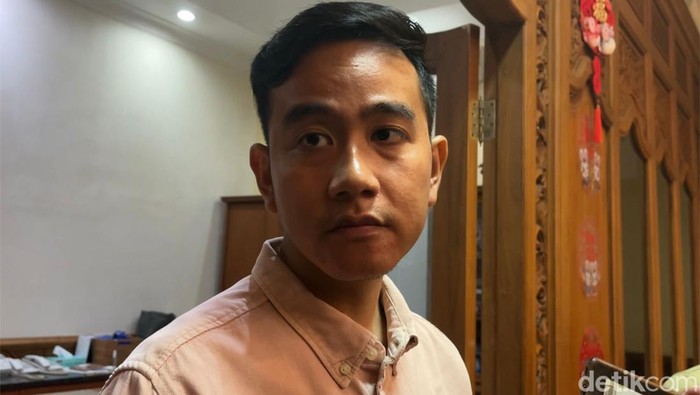 Gibran Rakabuming Raka di Balai Kota Solo, Selasa (14/11/2023).