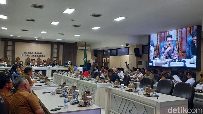 Korsupgah KPK saat sosialisasi antikorupsi di DPRD Makassar.