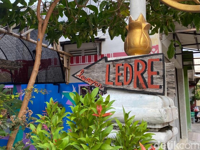 Ledre Laweyan Ledre Laweyan, jajanan tradisional di Solo yang masuk Serat Centhini