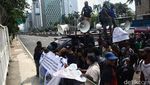Mahasiswa Papua Geruduk Kantor Kementerian ESDM