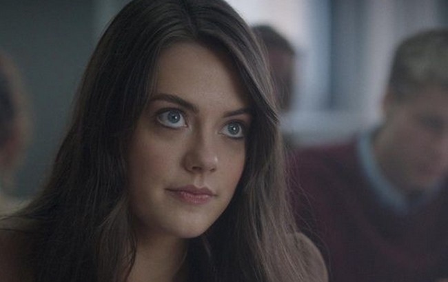 Meg mengikuti casting setelah melihat iklan open casting untuk serial The Crown musim keenam. Dalam unggahannya di Instagram, Meg pun mengungkapkan ketidakpercayaannya dia bisa bermain di serial tentang keluarga Kerajaan Inggris itu. Foto: dok. Instagram/@megkbellamy