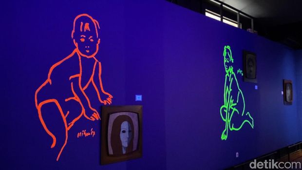 Melihat karya seni maestro Jeihan Sukmantoro di Grey Art Gallery.