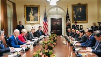 Presiden Joko Widodo (Jokowi) bertemu Presiden Amerika Serikat Joe Biden di Gedung Putih, Washington DC. Menteri BUMN Erick Thohir turut mendampingi Jokowi.Foto: Dok. Istimewa/ Menteri BUMN Erick Thohir