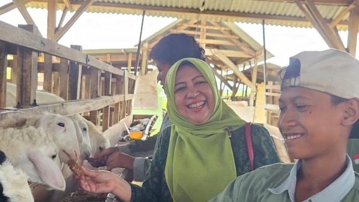 Pelatihan pemanfaatan limbah kangkung (Dok. Istimewa)