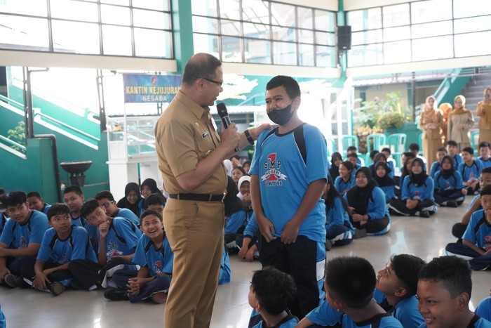 Pemkot Batu Edukasi PHBS ke Siswa Lewat Roadshow Aksi Bergiziku