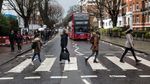 Potret Abbey Road, Jalanan Paling Ikonik bagi Penggemar The Beatles