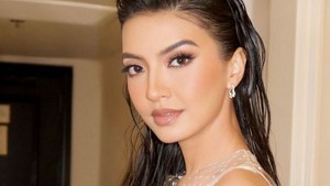 Presiden jomlo se-Republik Indonesia. Jomlo karena pilihan, kata Raline Shah. Foto: Instagram/@ralineshah