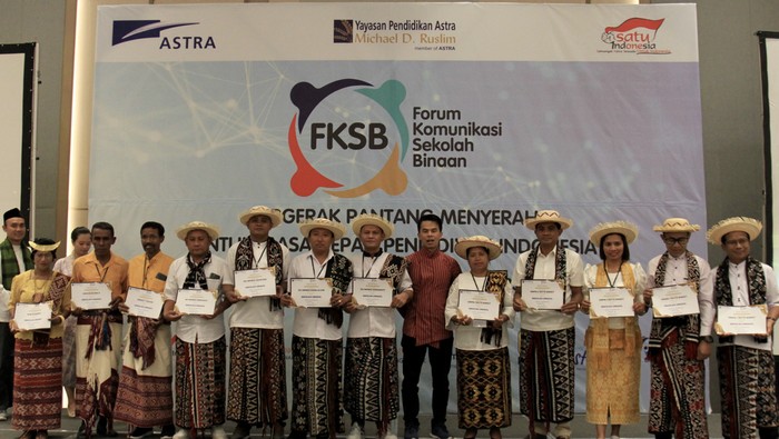 Forum Komunikasi Sekolah Binaan (FKSB) Yayasan Pendidikan Astra–Michael D. Ruslim (YPA-MDR) menggelar kegiatan dalam rangka menyatukan visi dan misinya.
