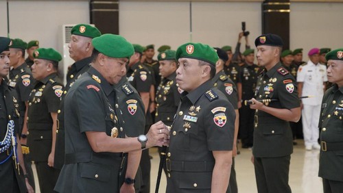 Serah terima jabatan enam pejabat baru jajaran Kodam IX Udayana. (Dok. Kodam Udayana)