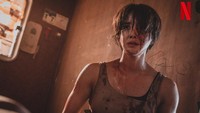 Lee Si Young kembali memerankan Seo Yi Kyung yang masih mencari petunjuk soal suaminya. (Foto: dok. Netflix)