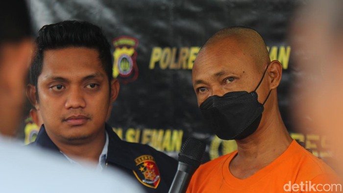 Tampang pelaku penikaman di Kalasan, Sleman, dirilis di Mapolresta Sleman, Selasa (14/11/2023).