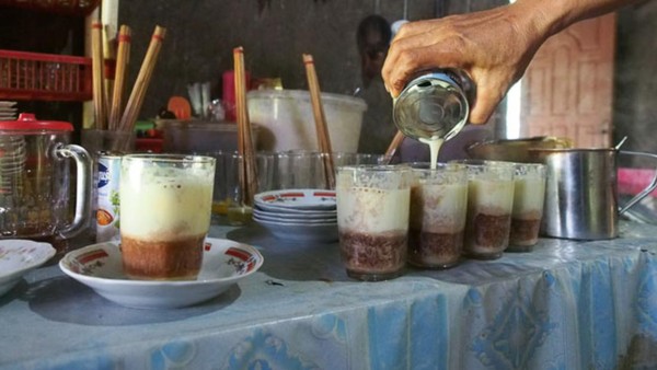 Nikmatnya Teh Talua Minuman Tradisional Khas Sumatera Barat