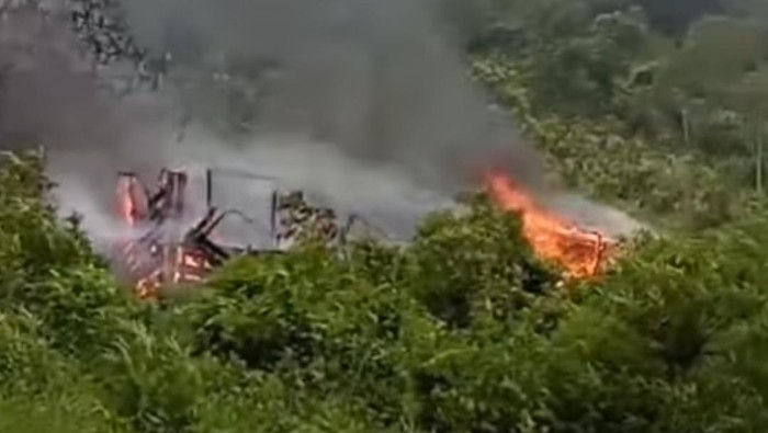 Viral gubuk penambang emas ilegal di Jasinga diduga dibakar warga