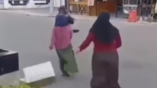 Viral wanita kabur usai direkam tengah minta uang modus donasi untuk Palestina di Binjai. (Istimewa)