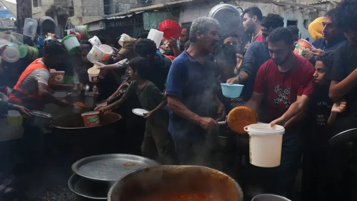 Warga Gaza, Palestina Warga Gaza, Palestina sedang kritis air dan makanan