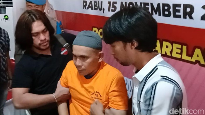 Ahmad Yuda, pelaku pembunuhan istri di Batam. (Alamudin Hamapu/detikSumut)