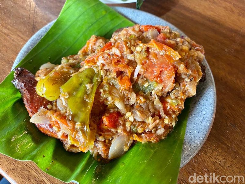 Bebek Boedjang : Maknyus! Bebek Belur Racikan Khas Warung Bebek Pontianak
